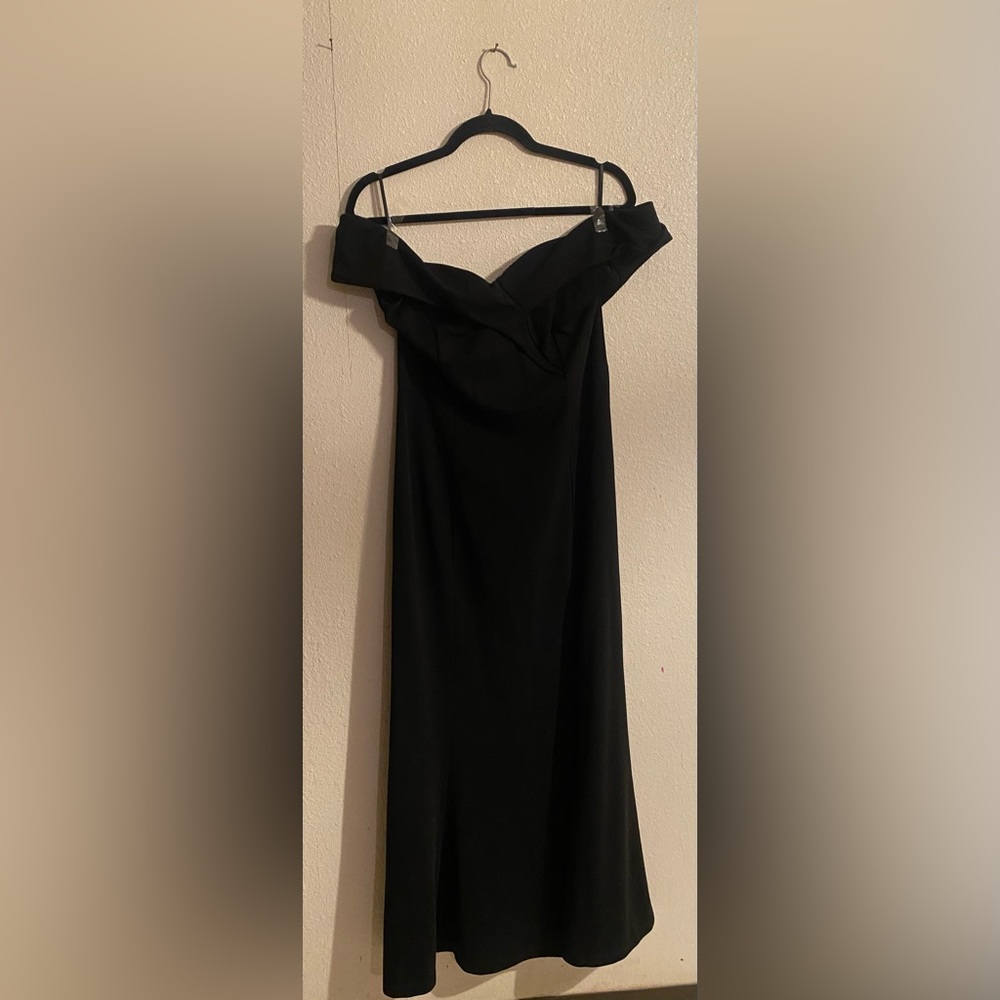 Shein Tall Solid Off Shoulder Backless Split Thig… - image 2